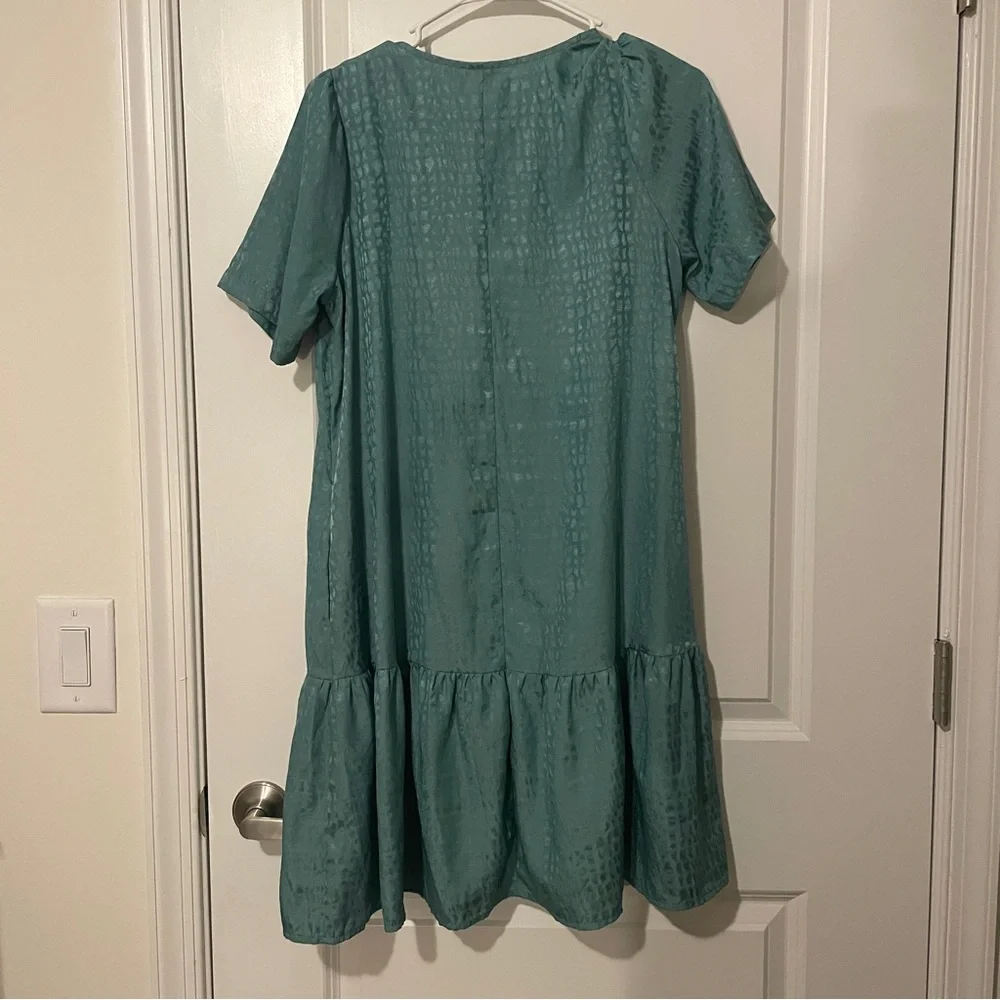 Blue dress - Picture 3 of 4